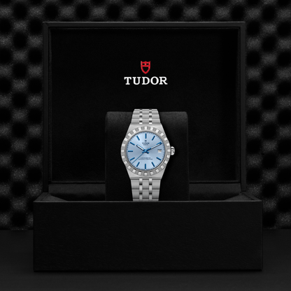 Tudor Royal — photo 5 of 5