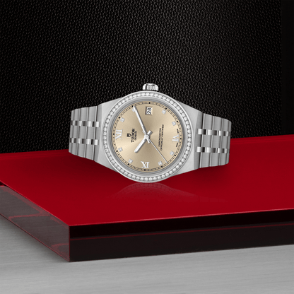 Tudor Royal — photo 4 of 5