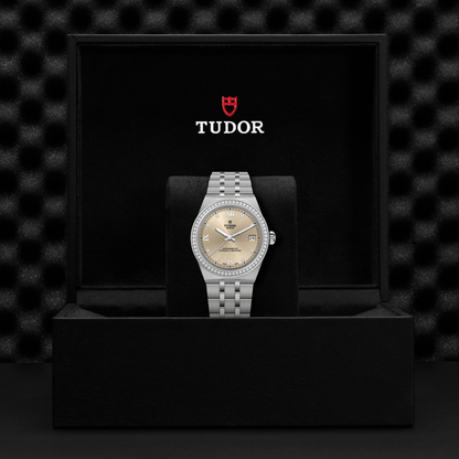 Tudor Royal — photo 5 of 5