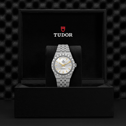 Tudor Royal — photo 5 of 5