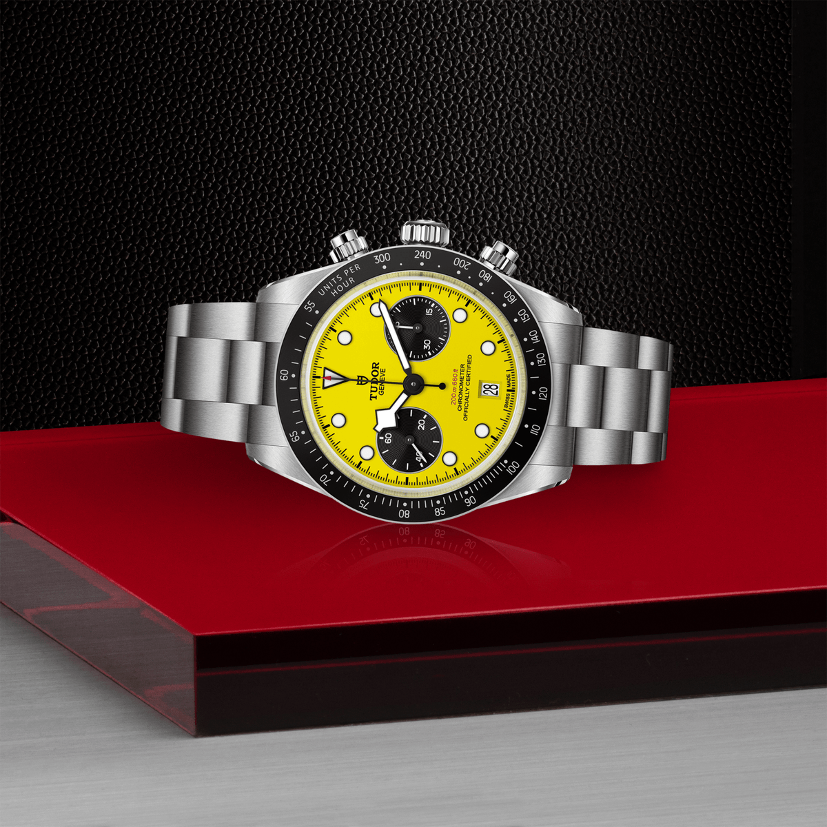 Tudor Black Bay 39 — photo 4 of 5